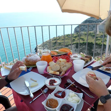Baia Scirocco Bed And Breakfast Peschici Exterior photo