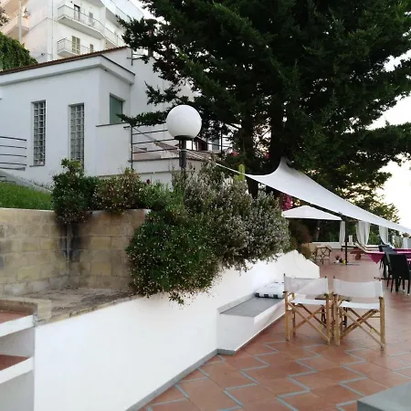 Baia Scirocco Bed And Breakfast Peschici Exterior photo